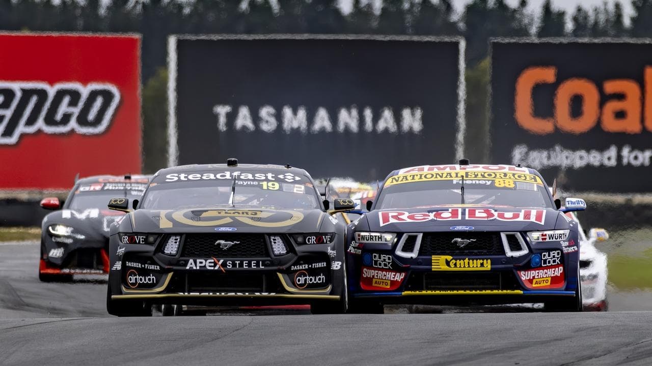 Feeney nabs Supercars win as Kostecki left frustrated