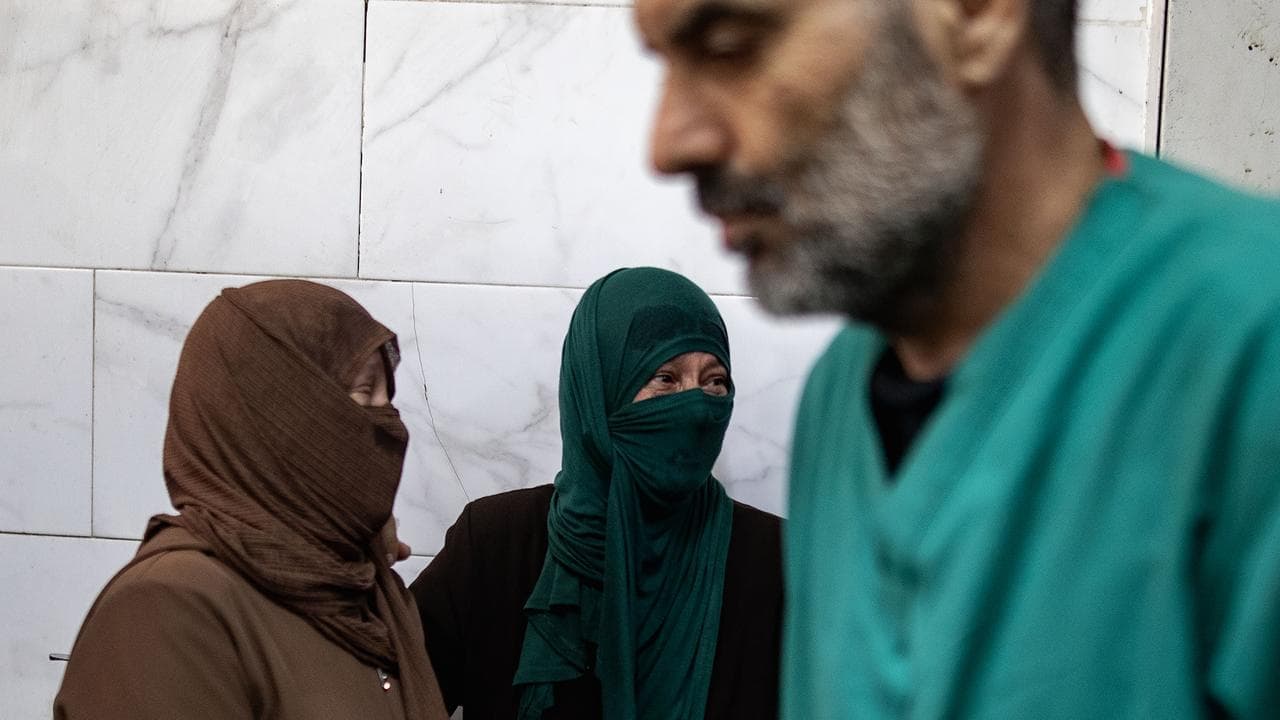 Israeli strike kills girl, woman in Gaza Strip: medics