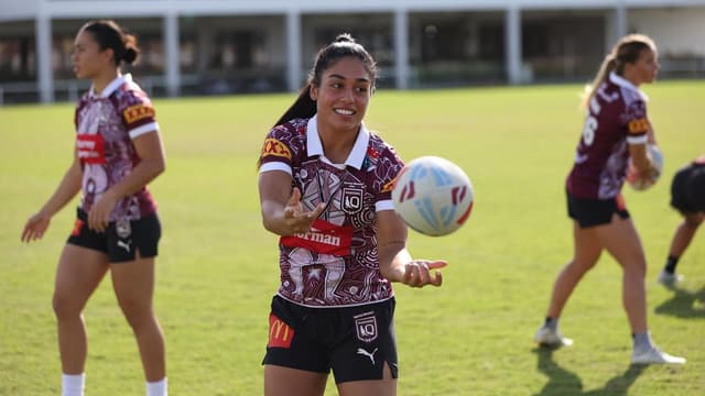 Destiny in Maroons' hands as NSW eye historic whitewash