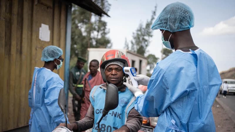Uganda closes border with DR Congo to curb Ebola spread