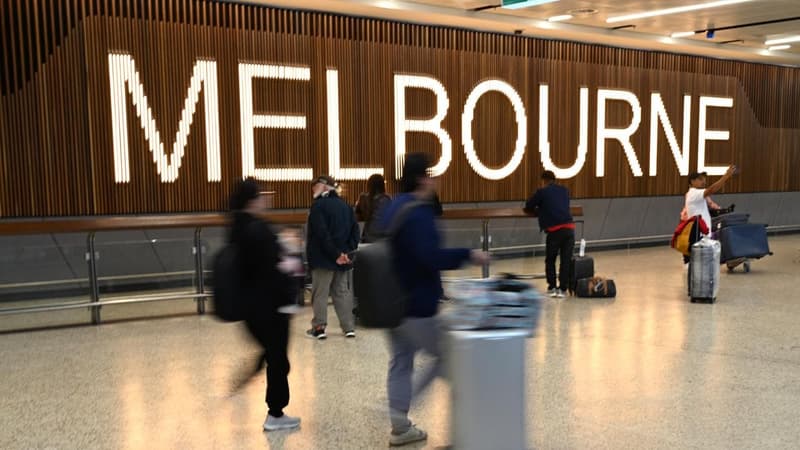 Major stake in Melbourne Airport up in the air