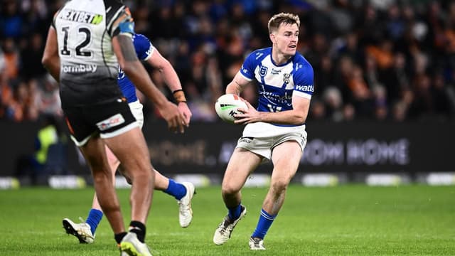 Galvin booed as struggling Bulldogs fall to Tigers