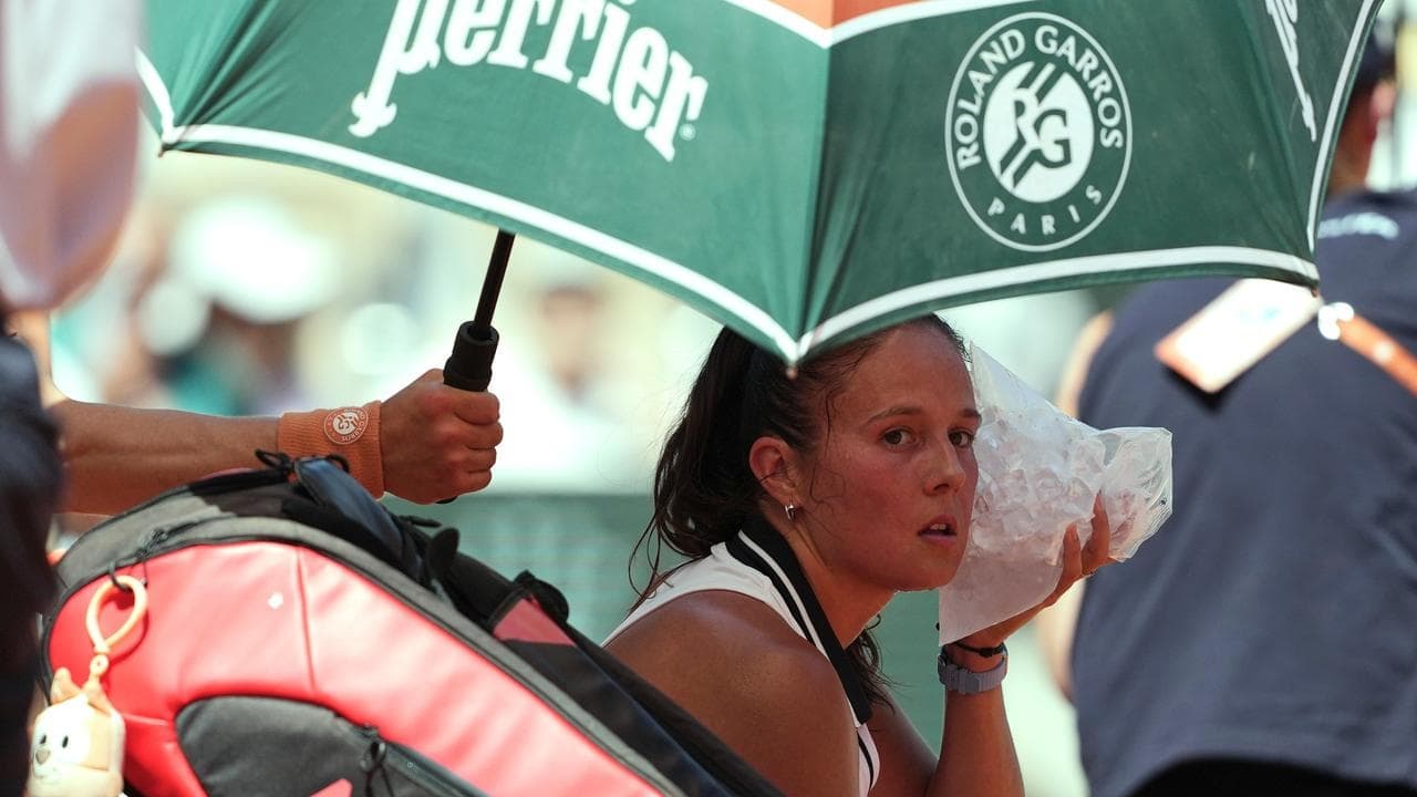 Last Aussie succumbs in Paris sunshine to world No.1