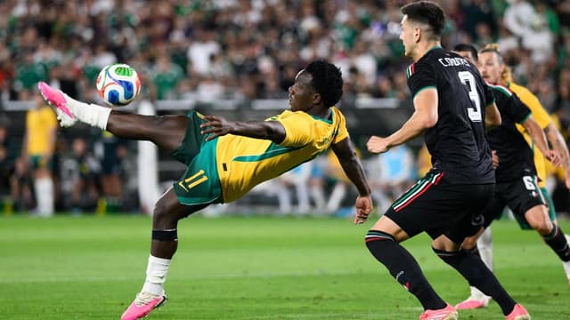 Popovic urges Socceroos to believe after Mexico loss