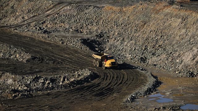 Fast track for globally important rare earths project