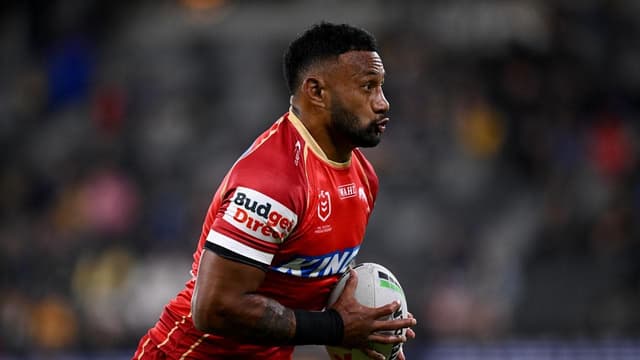 Sober for three years: Molo strikes new Dolphins deal