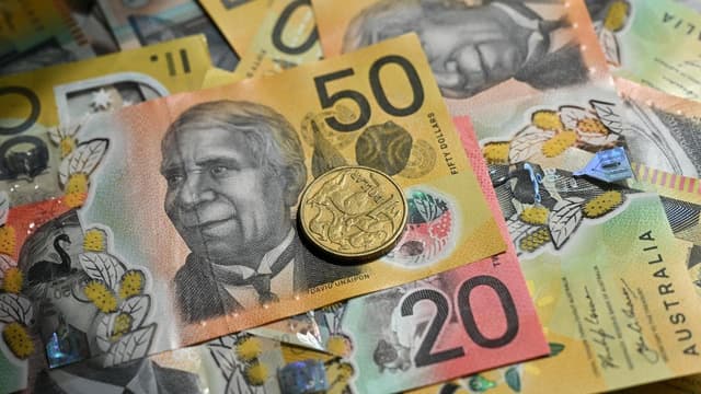 Global economic body weighs in on Australian rate rises