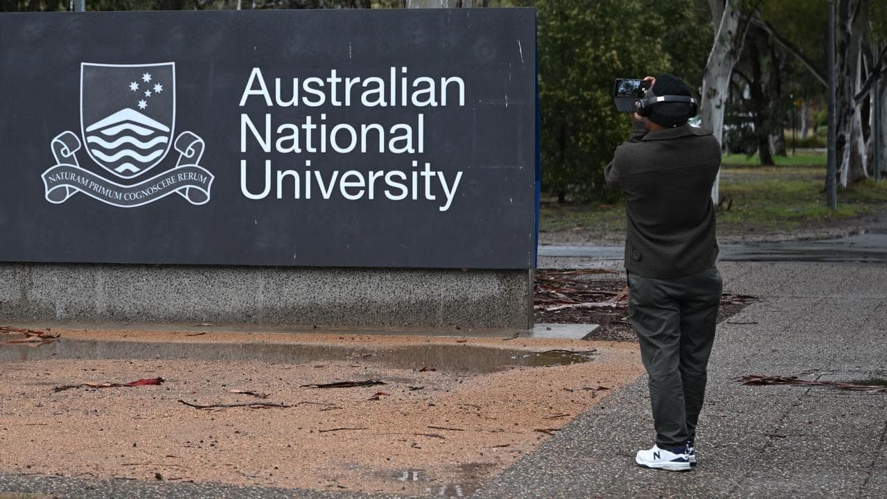 Failure of 'epic proportions' costs top uni $100m