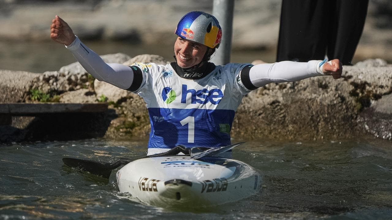 Fox hunt delivers gold as stunning K1 return continues