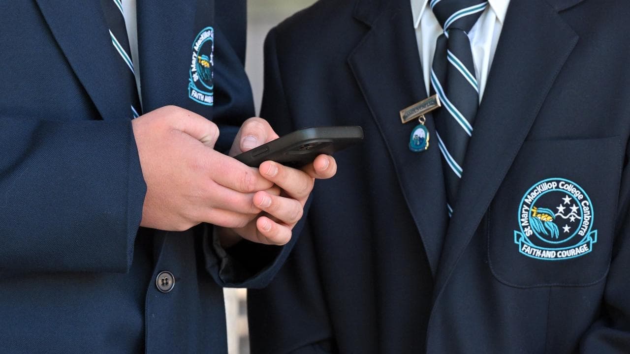 'A bit messy': jury still out on child social media ban