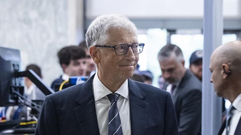 Epstein pressured me using knowledge of affairs: Gates