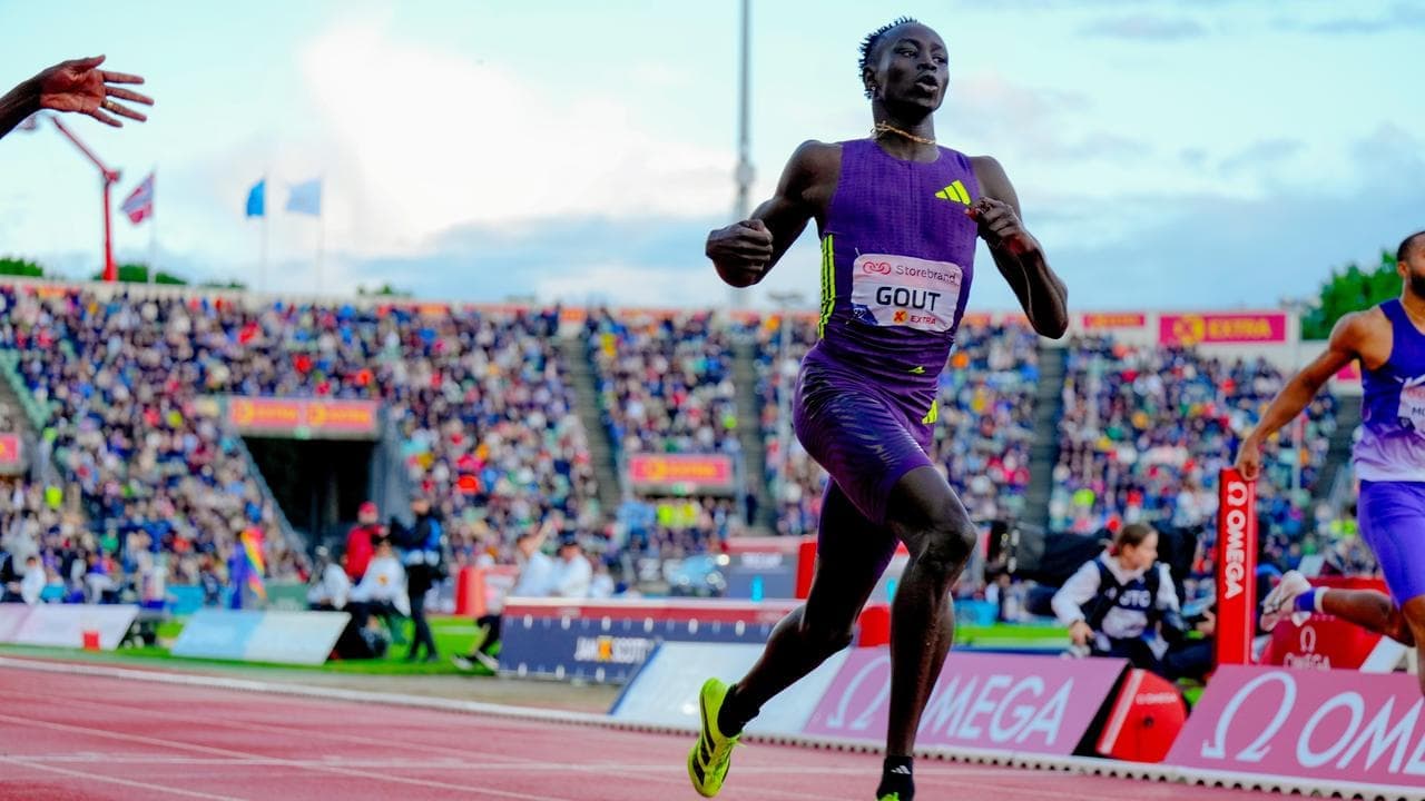 Gout Gout blown out: Aussie schooled on big-time bow