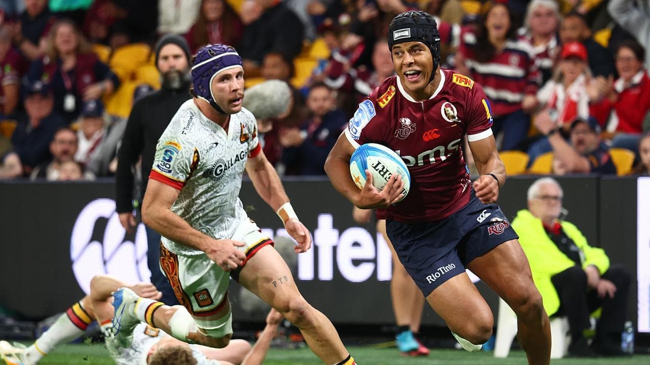 'Freak' and French muscle bolster Junior Wallabies