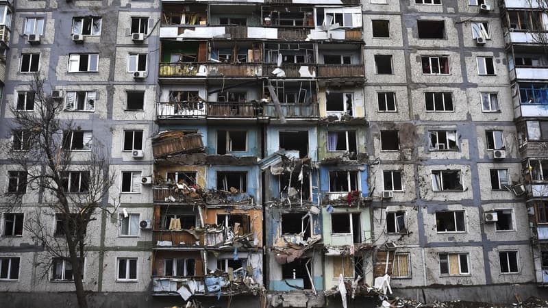 Two dead, 10 injured in Ukraine attack on Russia border