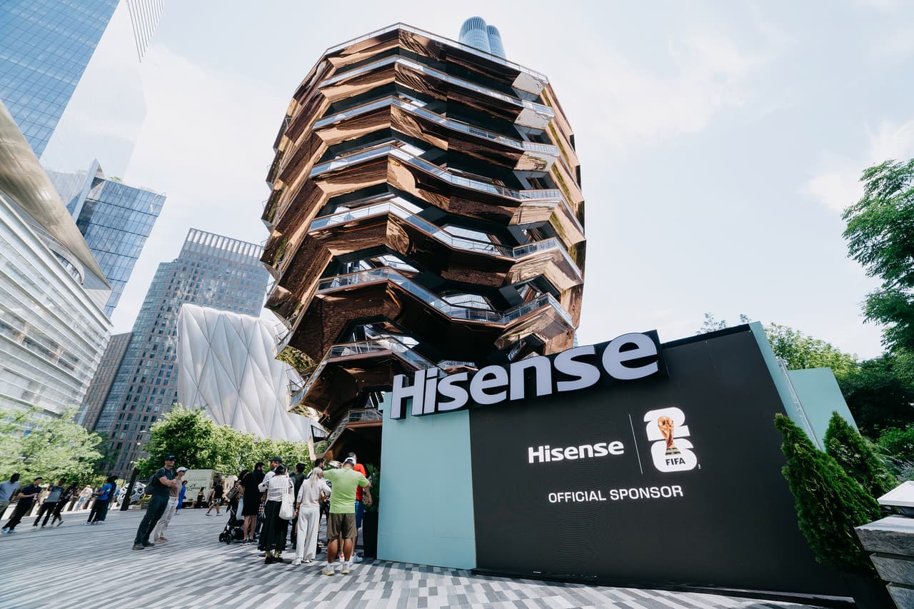 Hisense RGB-themed pop-up event lights up the new landmark of FIFA World Cup 2026™