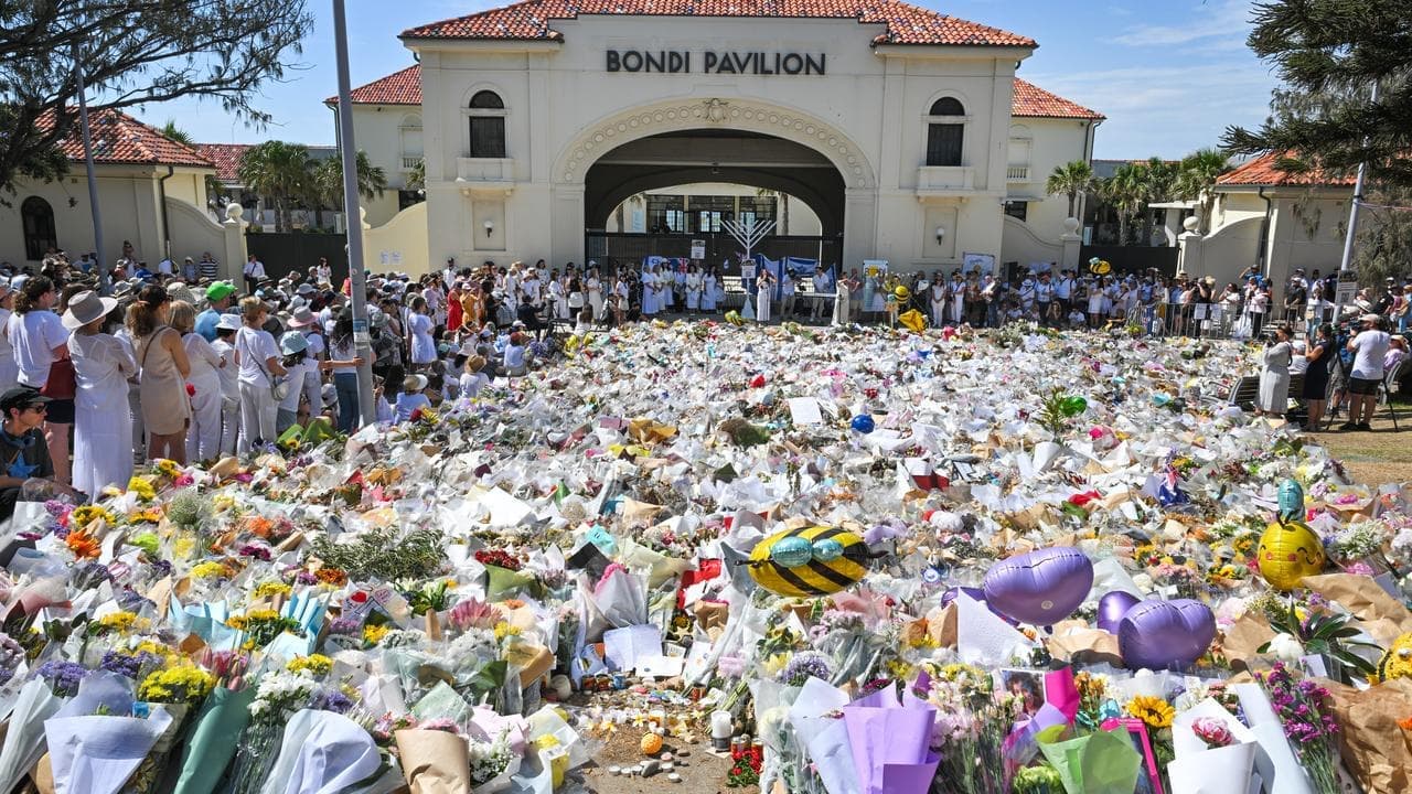 Permanent memorial to honour lives lost in Bondi attack