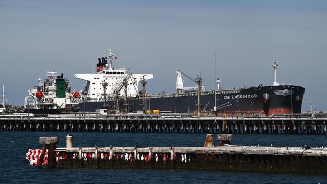 Aussie shares surge as US and Iran strike peace deal