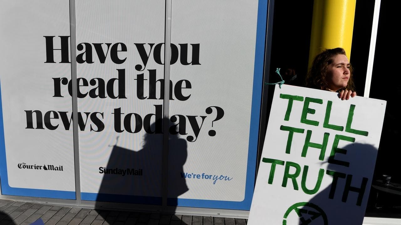Australians among world's biggest online news consumers