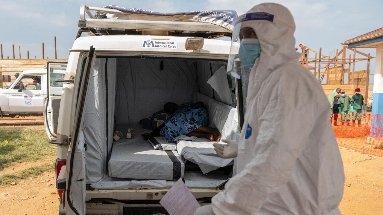Group 'remove' woman, child from DR Congo Ebola clinic
