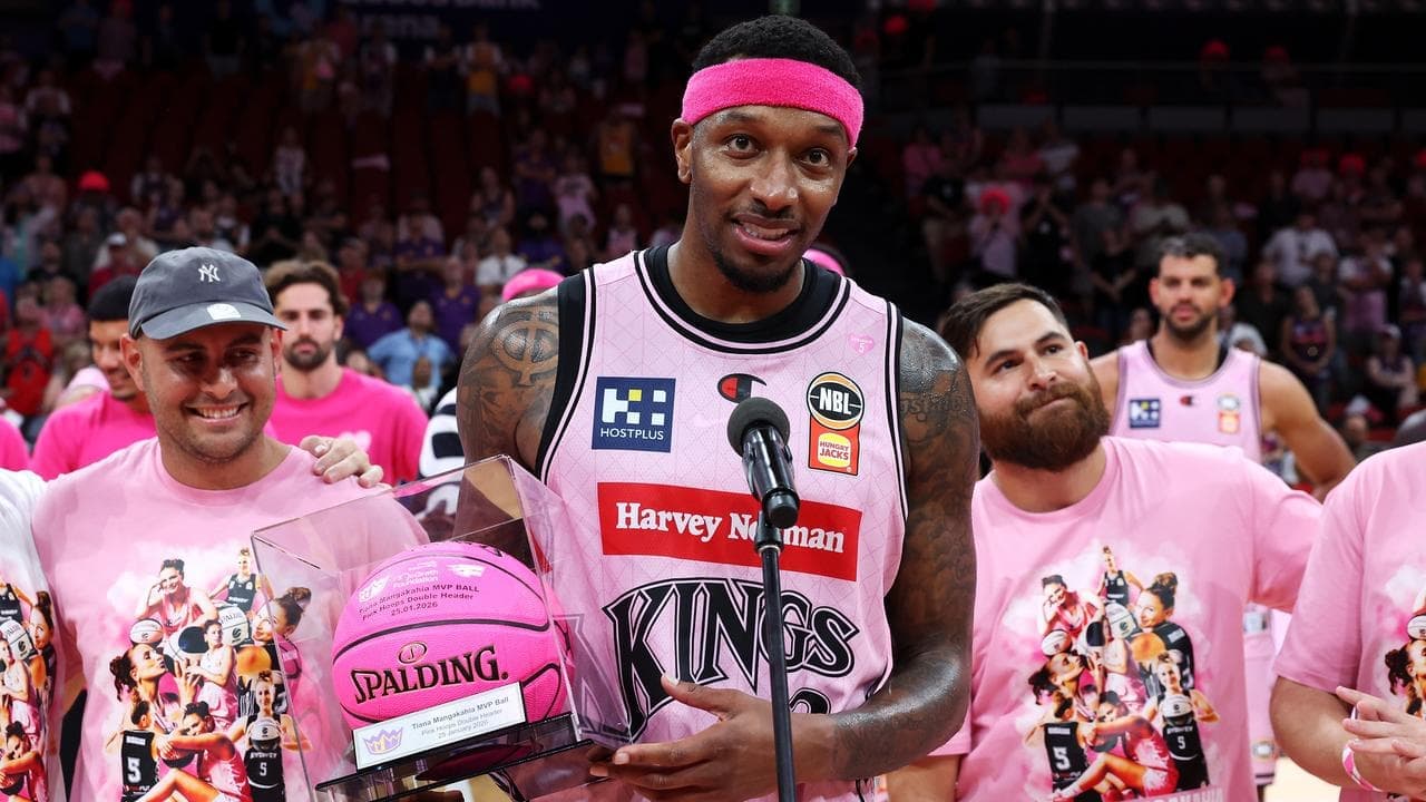 Kings welcome back championship-winning American