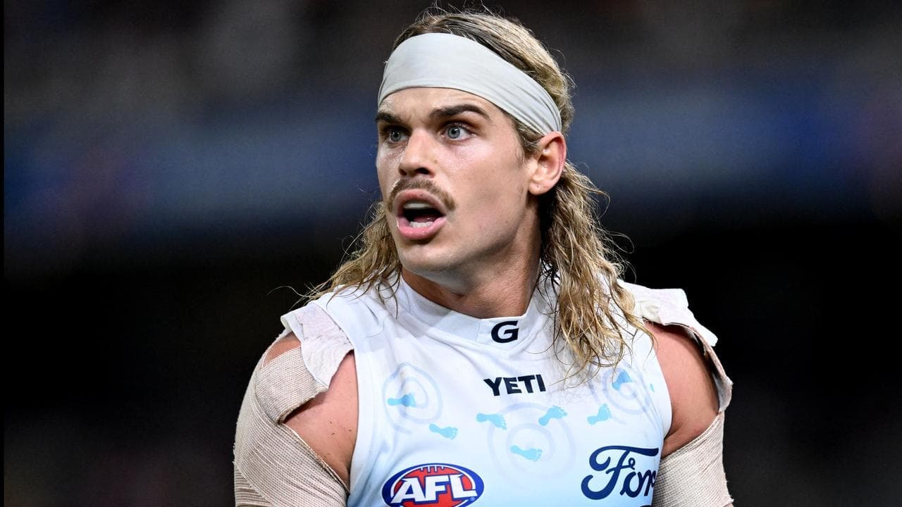 Cats stars ruled out as Dockers receive triple boost