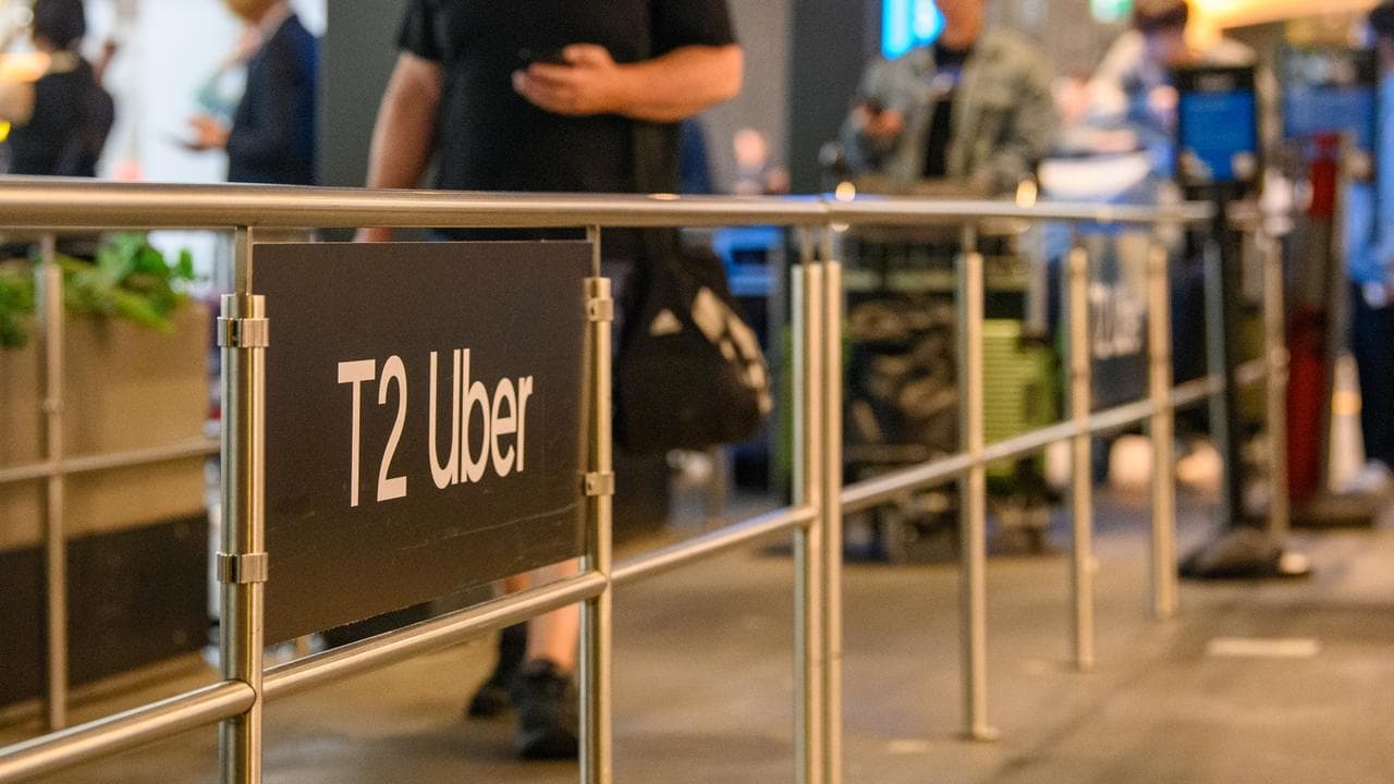Annual migration figures to land as debate rages