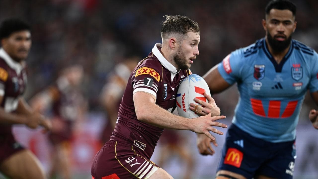 'No fear': Smith gives Maroons half ultimate accolade