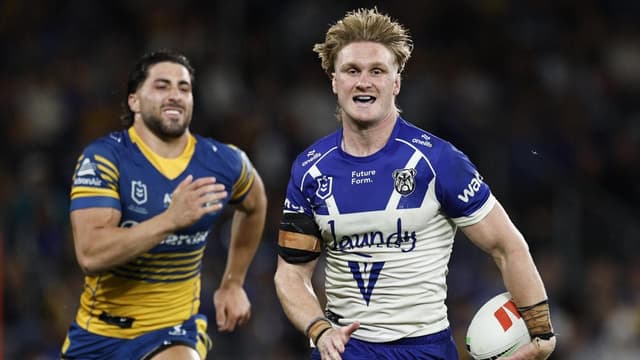 Bulldogs baulk at talk of star forward heading for exit