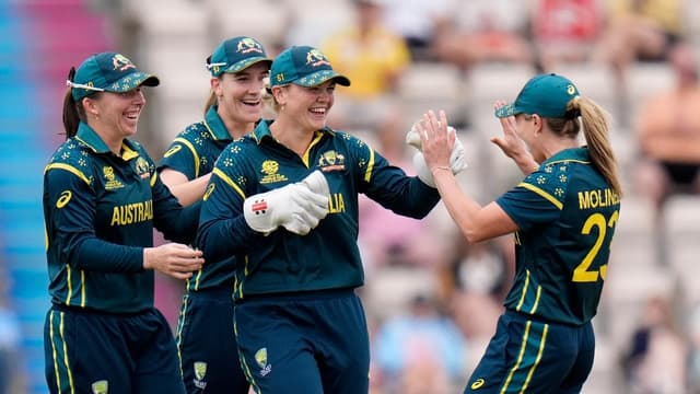 She's a keeper: stumper Voll comes to World Cup rescue