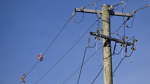 Premier threatens to name and shame energy retailers