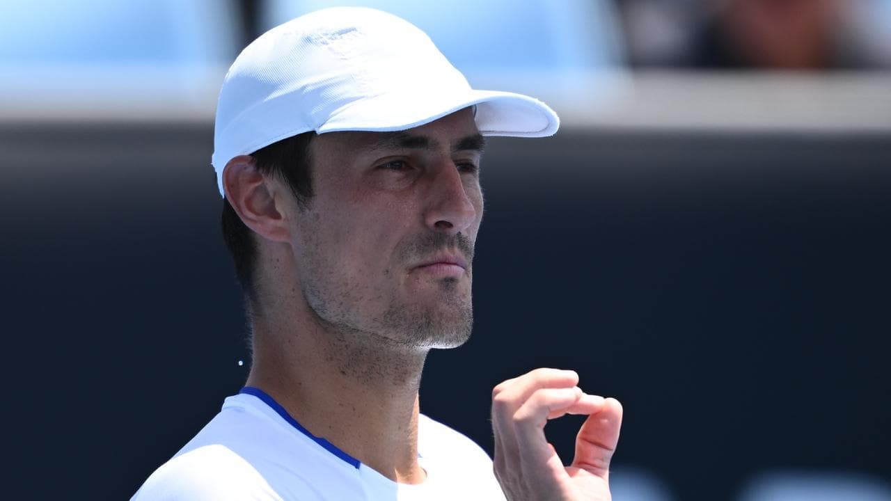 Bernie's back -- with Wimbledon in his sights at 33