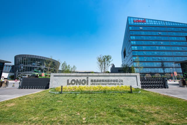 LONGi Tops Wood Mackenzie's Global Solar PV Module Manufacturer Ranking, Earns "Grade A" Highest Rating