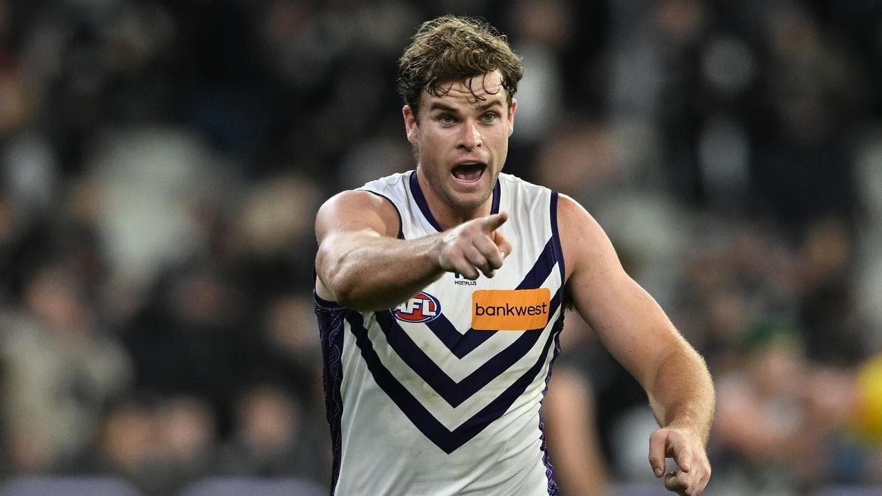 Dockers make big ruck call, Weitering still not ready