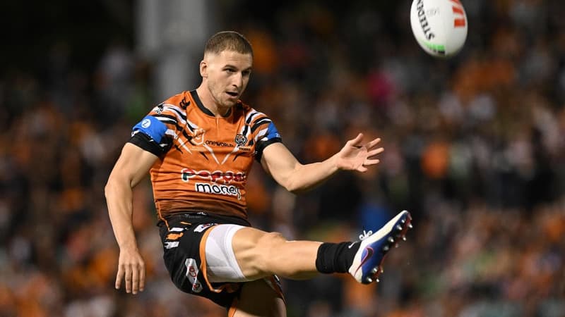 Returning Tiger brings 'class, experience, confidence'