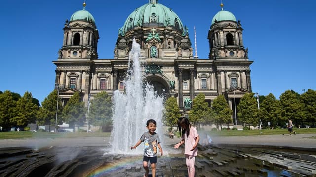 Record temperatures in Germany as heatwave moves east