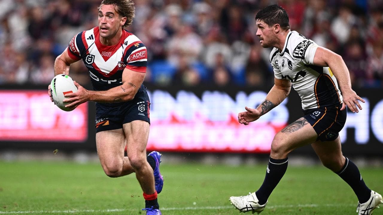 Roosters star eyes title before double club move