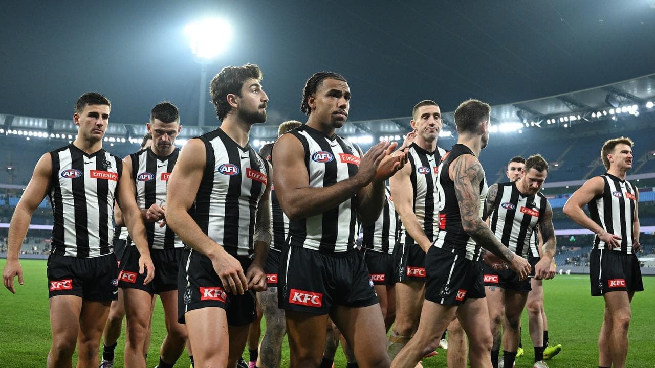 Coach plays down niggle as Magpies do a ton of damage