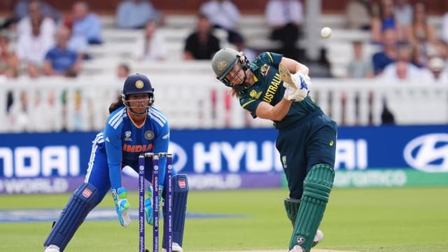 Pez the inspiration as Aussies KO big foes at World Cup