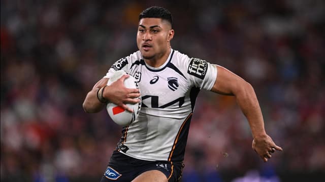 Broncos winger dropped after string of driving offences