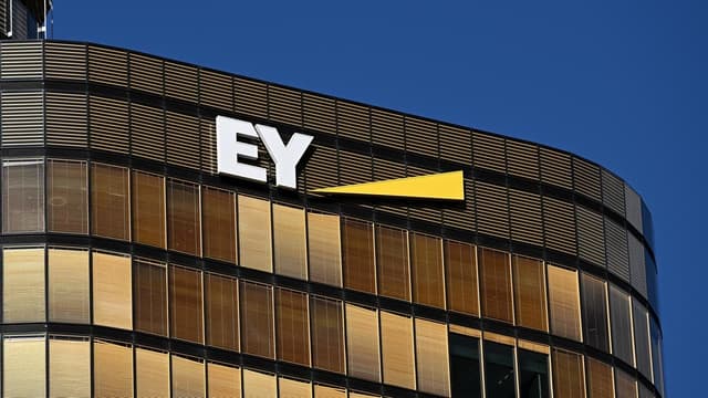 Accounting grad sacked after PM's bank account accessed