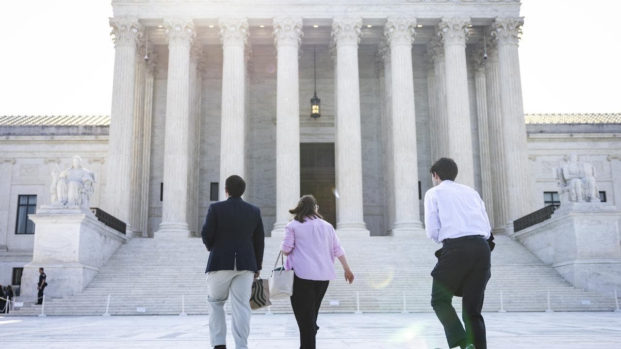 US prosecutors told to prioritise 'birth tourism' probe