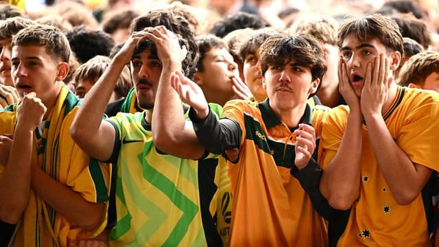 Pubs to stay open all night for Socceroos clash