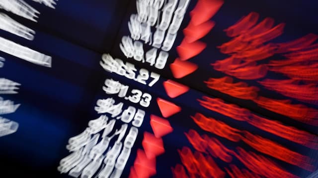 Banks give Aussie shares a bounce to end run of losses