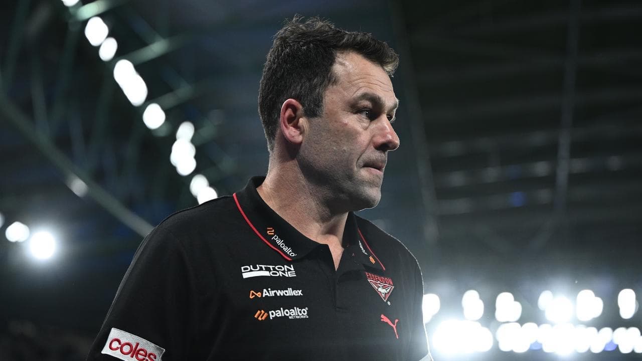 Solomon expects 'tap on shoulder' in Bombers coach race
