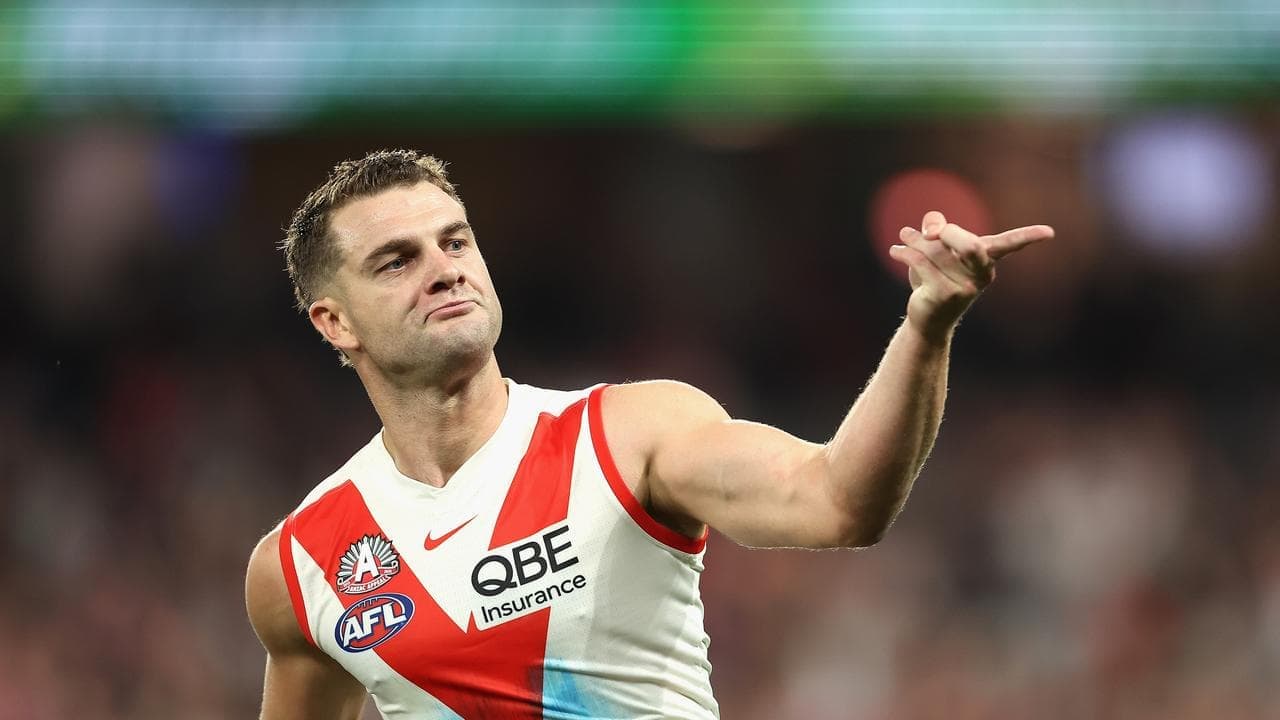 Return looms for Swans firestarter in AFL top-two clash