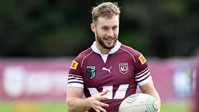 'Sweeter Caroline' note awaits Maroons half in decider