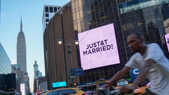 Swift wedding guests reveal 'moving' ceremony details