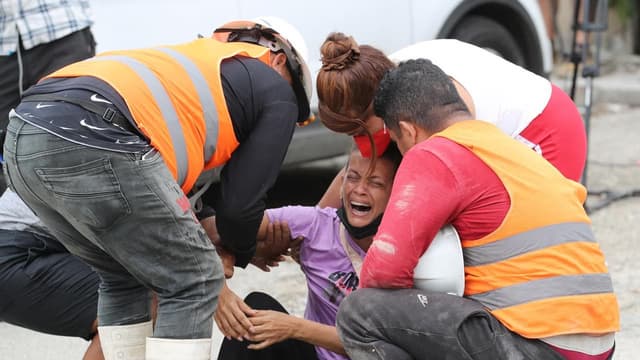 Death toll from Venezuela quakes nearing 3000