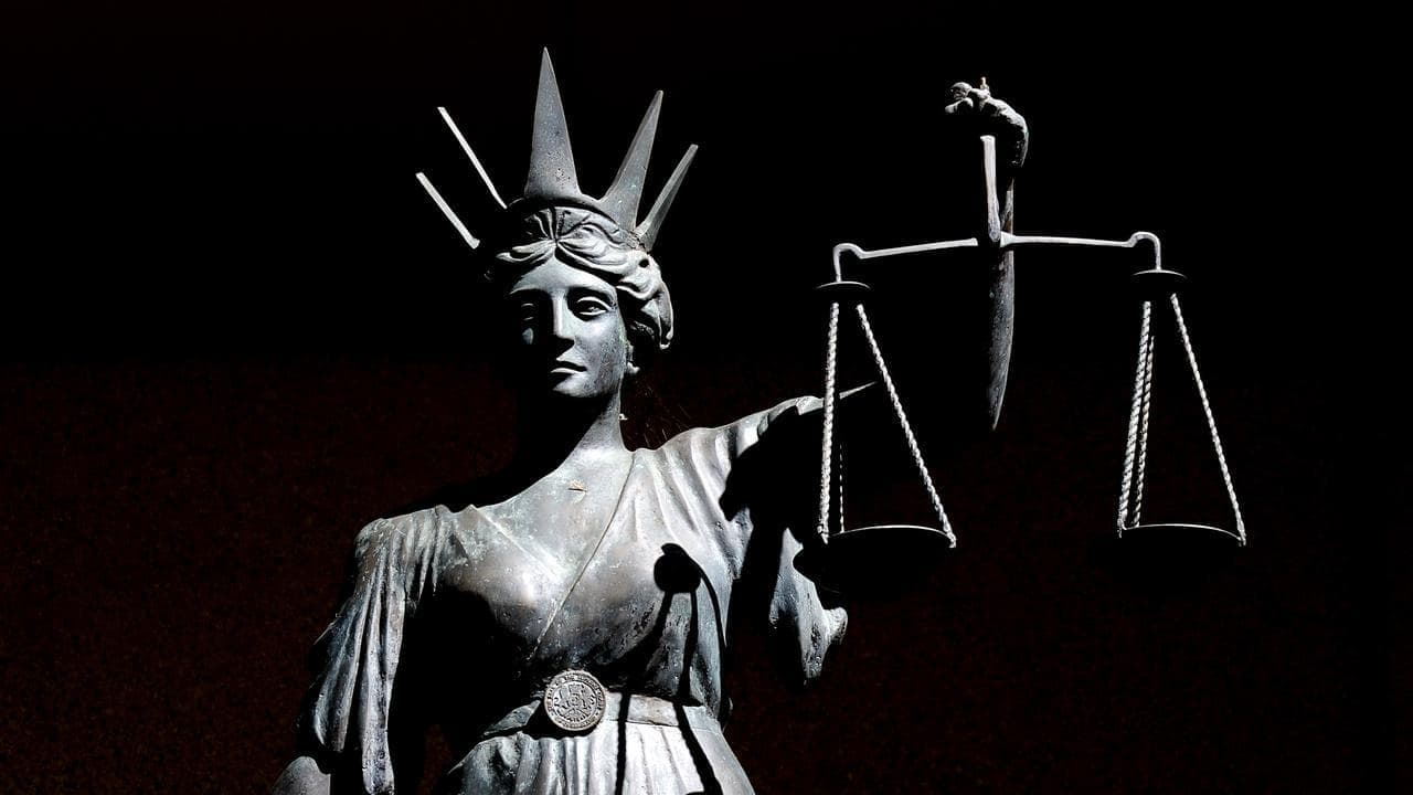 Killer reconsiders plea as judge 'troubled' by evidence