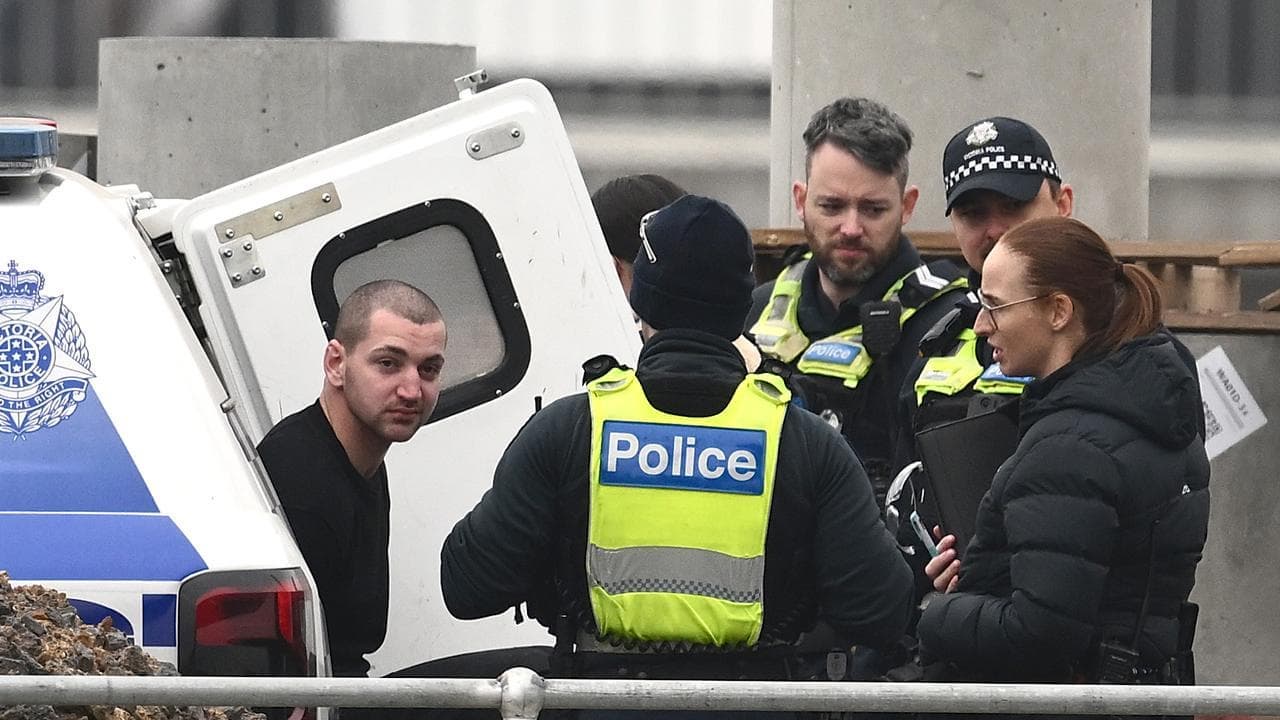 Hours-long standoff ends in graffiti vandal's arrest